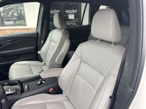 Another view of 2023 Honda Passport Elite for sale in Lexington, NC at Jerry Hunt Supercenter - Lexington