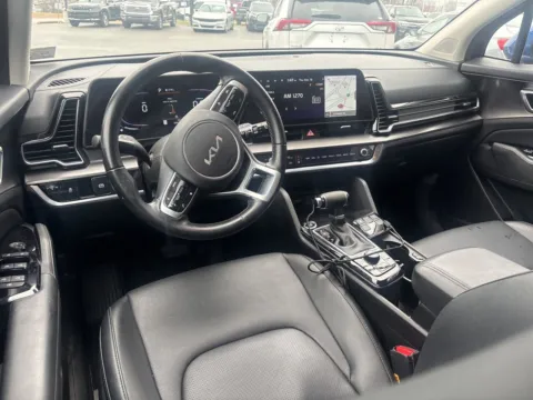 More photos of 2023 Kia Sportage EX at Jerry Hunt Supercenter - Lexington, NC