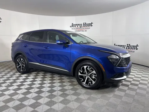 More photos of 2023 Kia Sportage EX at Jerry Hunt Supercenter - Lexington, NC