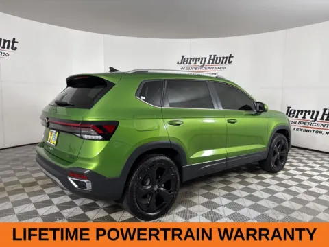 More photos of 2025 Volkswagen Taos 1.5T SEL at Jerry Hunt Supercenter - Lexington, NC