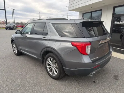More photos of 2022 Ford Explorer Limited at Jerry Hunt Supercenter - Lexington, NC