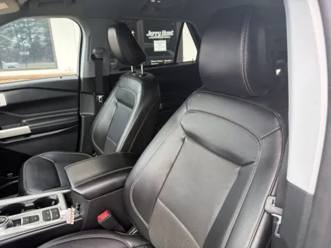 Another view of 2022 Ford Explorer Limited for sale in Lexington, NC at Jerry Hunt Supercenter - Lexington