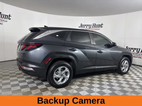 More photos of 2022 Hyundai Tucson SE at Jerry Hunt Supercenter - Lexington, NC