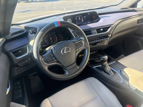 More photos of 2021 Lexus UX 200 Base at Jerry Hunt Supercenter - Lexington, NC