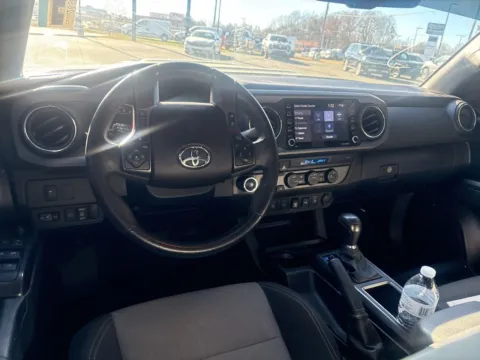 More photos of 2022 Toyota Tacoma TRD Sport at Jerry Hunt Supercenter - Lexington, NC