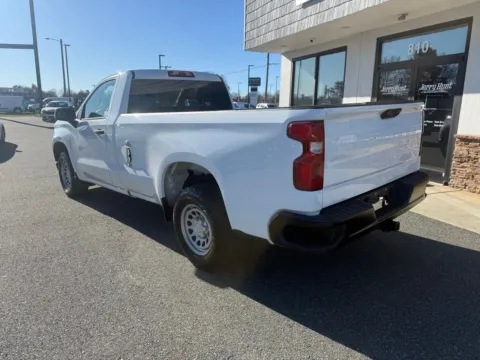 More photos of 2022 Chevrolet Silverado 1500 WT at Jerry Hunt Supercenter - Lexington, NC