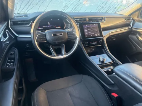 More photos of 2023 Jeep Grand Cherokee L Laredo at Jerry Hunt Supercenter - Lexington, NC