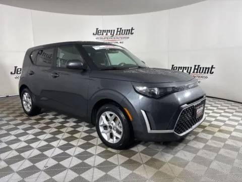 More photos of 2023 Kia Soul LX at Jerry Hunt Supercenter - Lexington, NC
