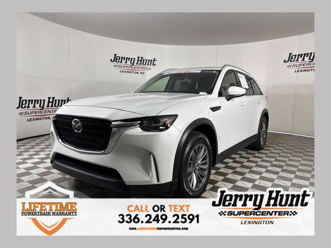 2024 Mazda CX-90 Preferred's photo