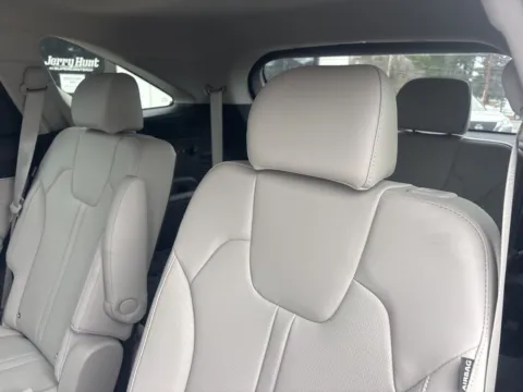 More photos of 2024 Kia Sorento X-Line SX at Jerry Hunt Supercenter - Lexington, NC