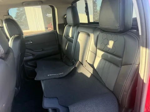 More photos of 2024 Nissan Frontier SL at Jerry Hunt Supercenter - Lexington, NC