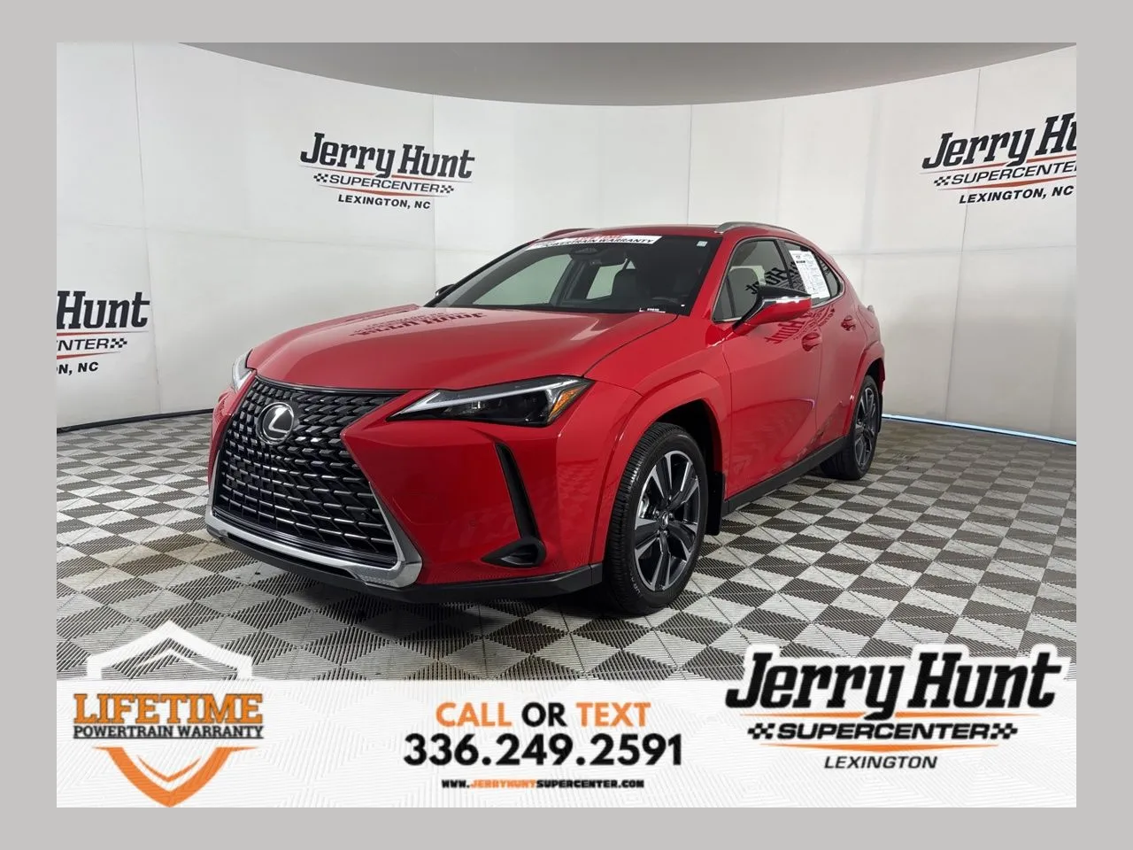 2025 Lexus UX Hybrid 300h Premium's photo