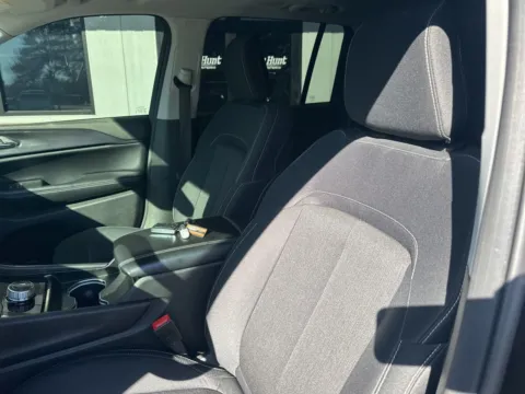 Another view of 2024 Jeep Grand Cherokee Laredo for sale in Lexington, NC at Jerry Hunt Supercenter - Lexington