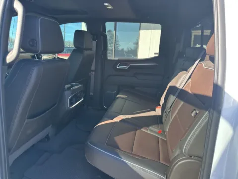 More photos of 2022 GMC Sierra 1500 Denali at Jerry Hunt Supercenter - Lexington, NC