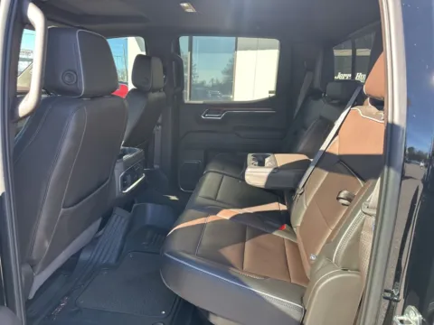 More photos of 2023 GMC Sierra 1500 Denali at Jerry Hunt Supercenter - Lexington, NC