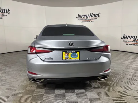 More photos of 2024 Lexus ES 350 at Jerry Hunt Supercenter - Lexington, NC