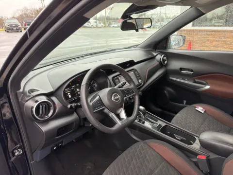 More photos of 2022 Nissan Kicks SR at Jerry Hunt Supercenter - Lexington, NC