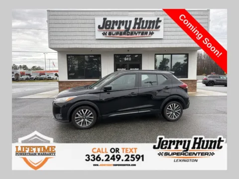 Black 2022 Nissan Kicks SR for sale in Lexington, NC