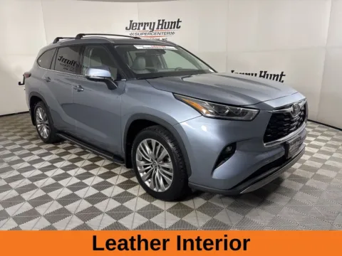 More photos of 2024 Toyota Highlander Platinum at Jerry Hunt Supercenter - Lexington, NC