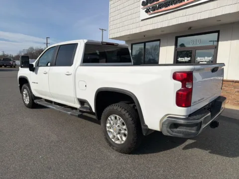 More photos of 2024 Chevrolet Silverado 2500HD LT at Jerry Hunt Supercenter - Lexington, NC