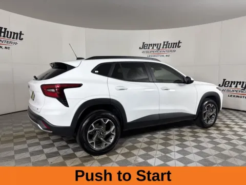 More photos of 2025 Chevrolet Trax LT at Jerry Hunt Supercenter - Lexington, NC