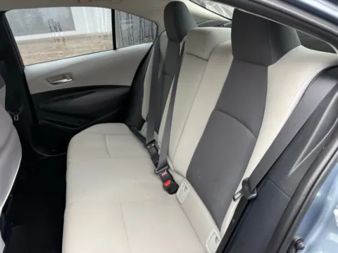 More photos of 2021 Toyota Corolla LE at Jerry Hunt Supercenter - Lexington, NC