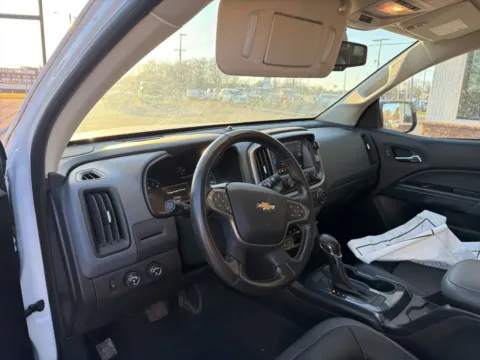 More photos of 2022 Chevrolet Colorado Z71 at Jerry Hunt Supercenter - Lexington, NC