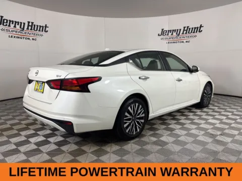 More photos of 2023 Nissan Altima 2.5 SV at Jerry Hunt Supercenter - Lexington, NC
