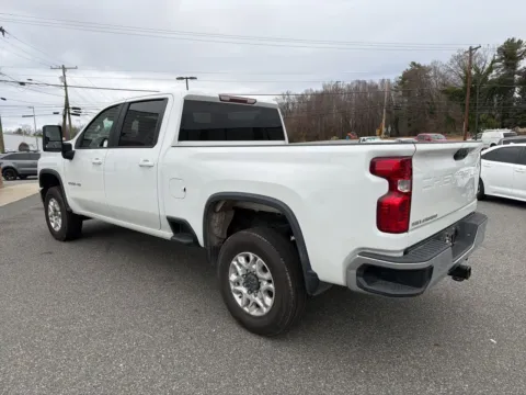 More photos of 2021 Chevrolet Silverado 2500HD LT at Jerry Hunt Supercenter - Lexington, NC
