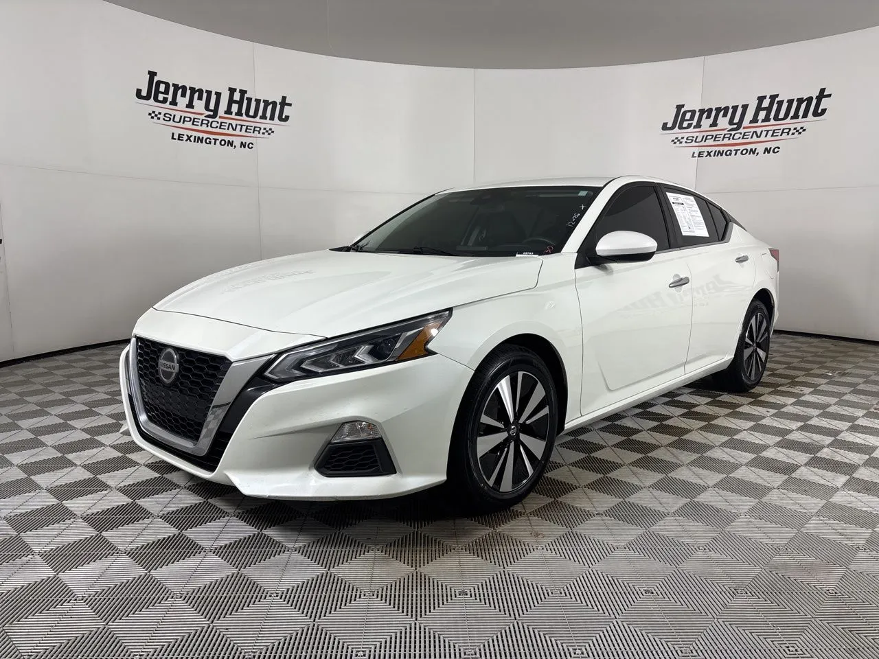 2022 Nissan Altima SV