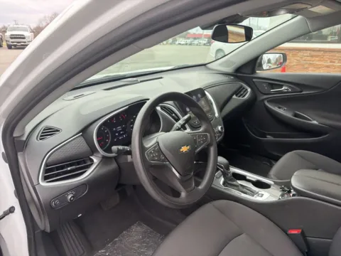More photos of 2024 Chevrolet Malibu LT at Jerry Hunt Supercenter - Lexington, NC