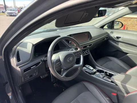 More photos of 2022 Hyundai Sonata SEL Plus at Jerry Hunt Supercenter - Lexington, NC
