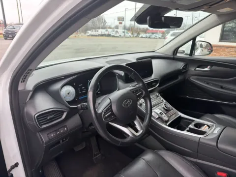 More photos of 2023 Hyundai Santa Fe Limited at Jerry Hunt Supercenter - Lexington, NC