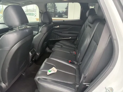 More photos of 2023 Hyundai Santa Fe Limited at Jerry Hunt Supercenter - Lexington, NC