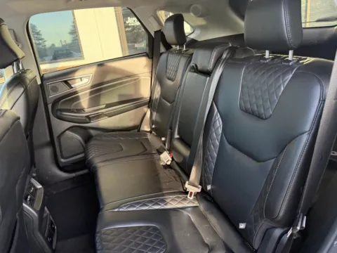 More photos of 2024 Ford Edge Titanium at Jerry Hunt Supercenter - Lexington, NC