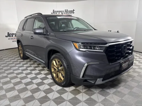 More photos of 2024 Honda Pilot Touring at Jerry Hunt Supercenter - Lexington, NC