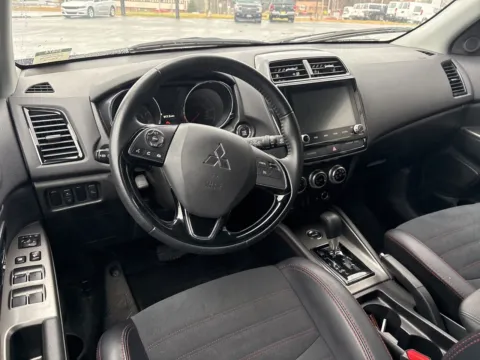 More photos of 2024 Mitsubishi Outlander Sport 2.0 SE at Jerry Hunt Supercenter - Lexington, NC