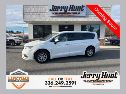 White 2023 Chrysler Pacifica Touring L for sale in Lexington, NC