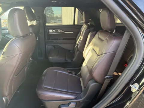 More photos of 2025 Ford Explorer Platinum at Jerry Hunt Supercenter - Lexington, NC