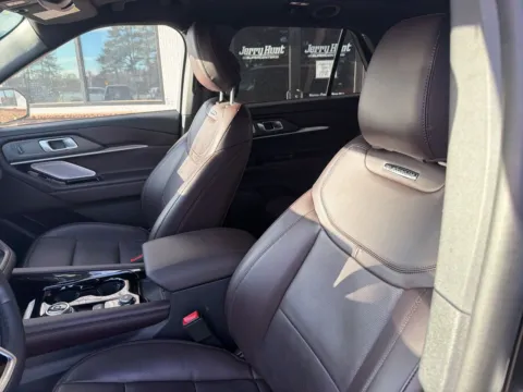 Another view of 2025 Ford Explorer Platinum for sale in Lexington, NC at Jerry Hunt Supercenter - Lexington