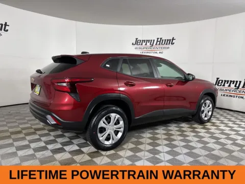 More photos of 2025 Chevrolet Trax LS at Jerry Hunt Supercenter - Lexington, NC