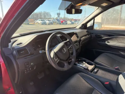 More photos of 2022 Honda Passport Elite at Jerry Hunt Supercenter - Lexington, NC