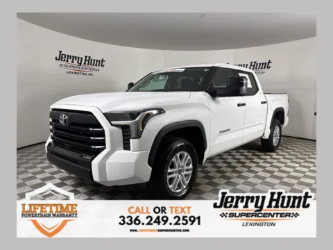 White 2022 Toyota Tundra SR5 for sale in Lexington, NC