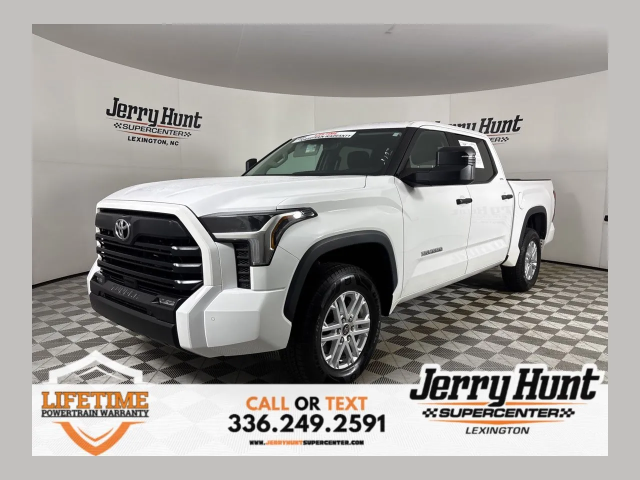 White 2022 Toyota Tundra SR5 for sale in Lexington, NC