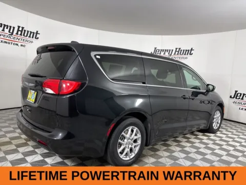 More photos of 2023 Chrysler Voyager LX at Jerry Hunt Supercenter - Lexington, NC