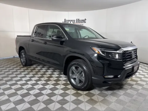 More photos of 2023 Honda Ridgeline RTL at Jerry Hunt Supercenter - Lexington, NC