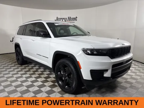 More photos of 2023 Jeep Grand Cherokee L Altitude at Jerry Hunt Supercenter - Lexington, NC