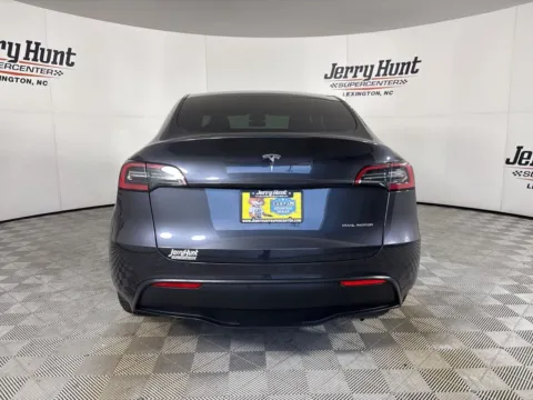 More photos of 2024 Tesla Model Y Long Range at Jerry Hunt Supercenter - Lexington, NC