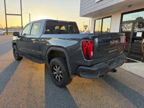 More photos of 2021 GMC Sierra 1500 AT4 at Jerry Hunt Supercenter - Lexington, NC