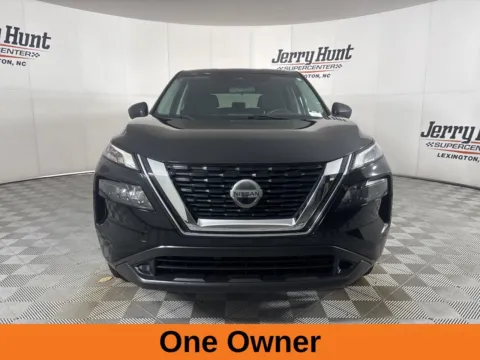 More photos of 2021 Nissan Rogue S at Jerry Hunt Supercenter - Lexington, NC